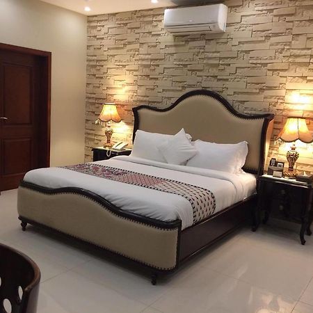 Orchards Cottage Hotel Karachi Extérieur photo